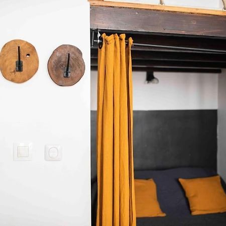 Appartement Tout Equipe Au Coeur Du Vieux Port Marsella Exterior foto