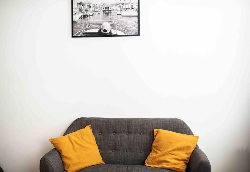 Appartement Tout Equipe Au Coeur Du Vieux Port Marsella Exterior foto